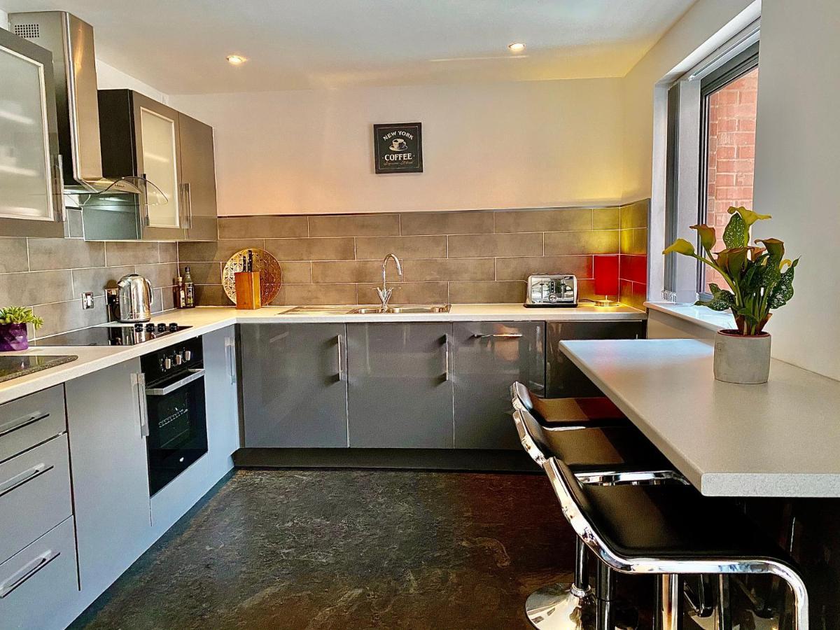 Liverpool City Centre Apartment On Duke Street Exterior foto